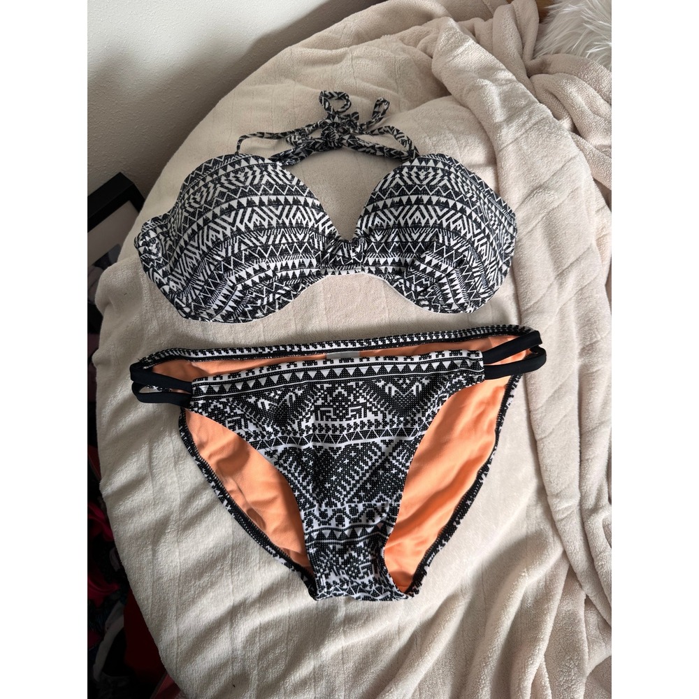 Xhilaration Black & White Tribal Print Push-Up Bikini Set Size Large